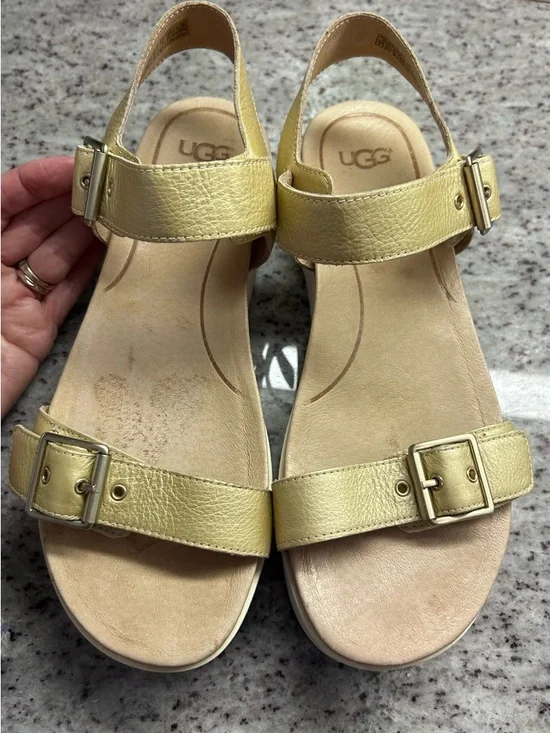 UGG Gold Leather Platform Buckle Sandals size 8 - Picture 3 of 13